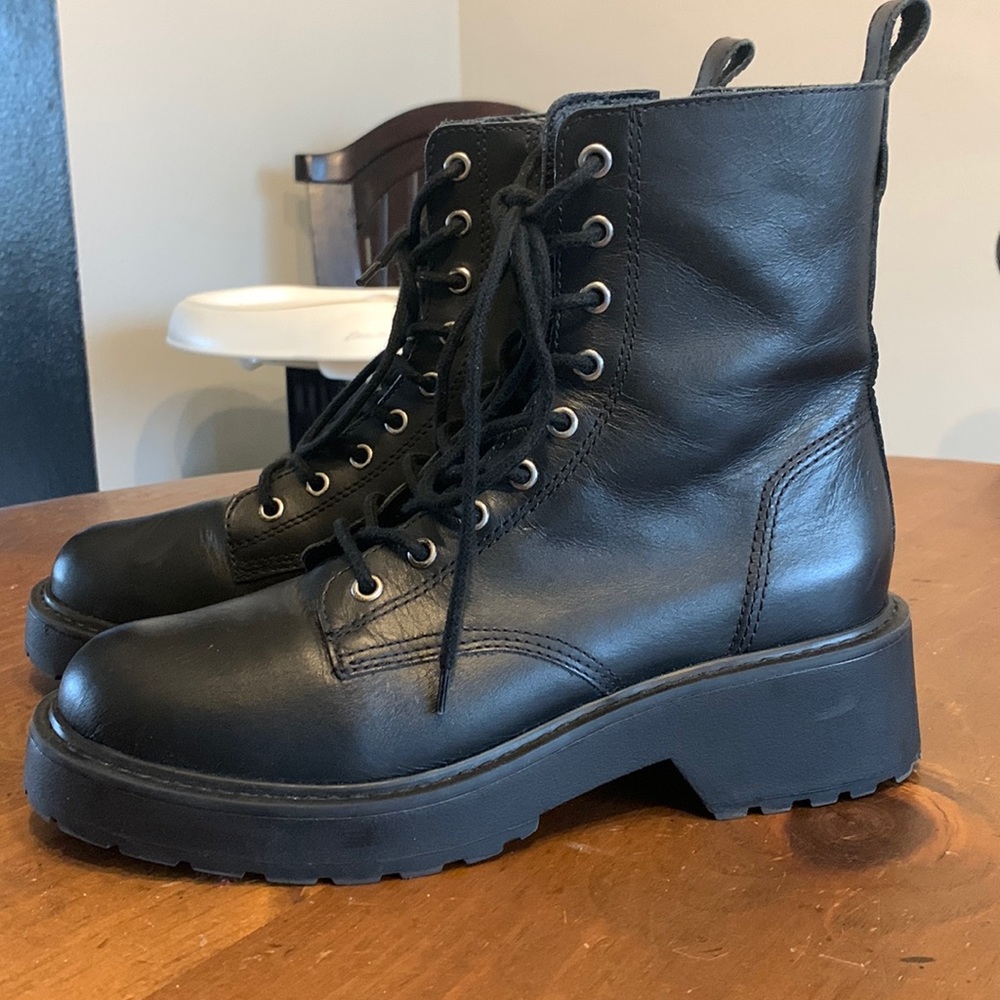 Steve Madden Tornado 8.5